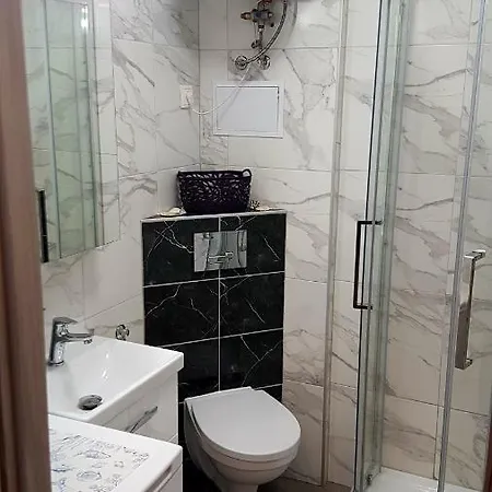 Apartament Na Halnej, Parking W Cenie! Blisko Deptak! Wygodnie Wyposazony! Krynica-Zdrój Esterno foto