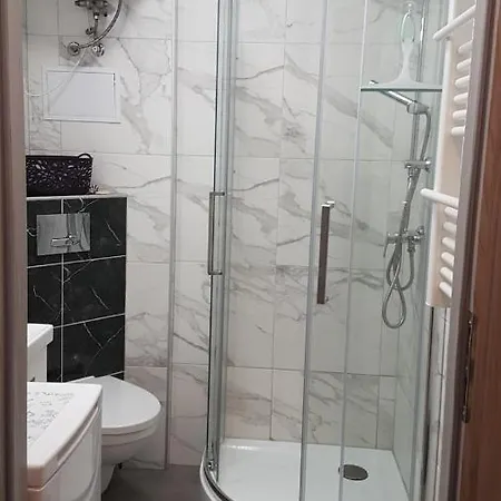Apartament Na Halnej, Parking W Cenie! Blisko Deptak! Wygodnie Wyposazony! Krynica-Zdrój Esterno foto